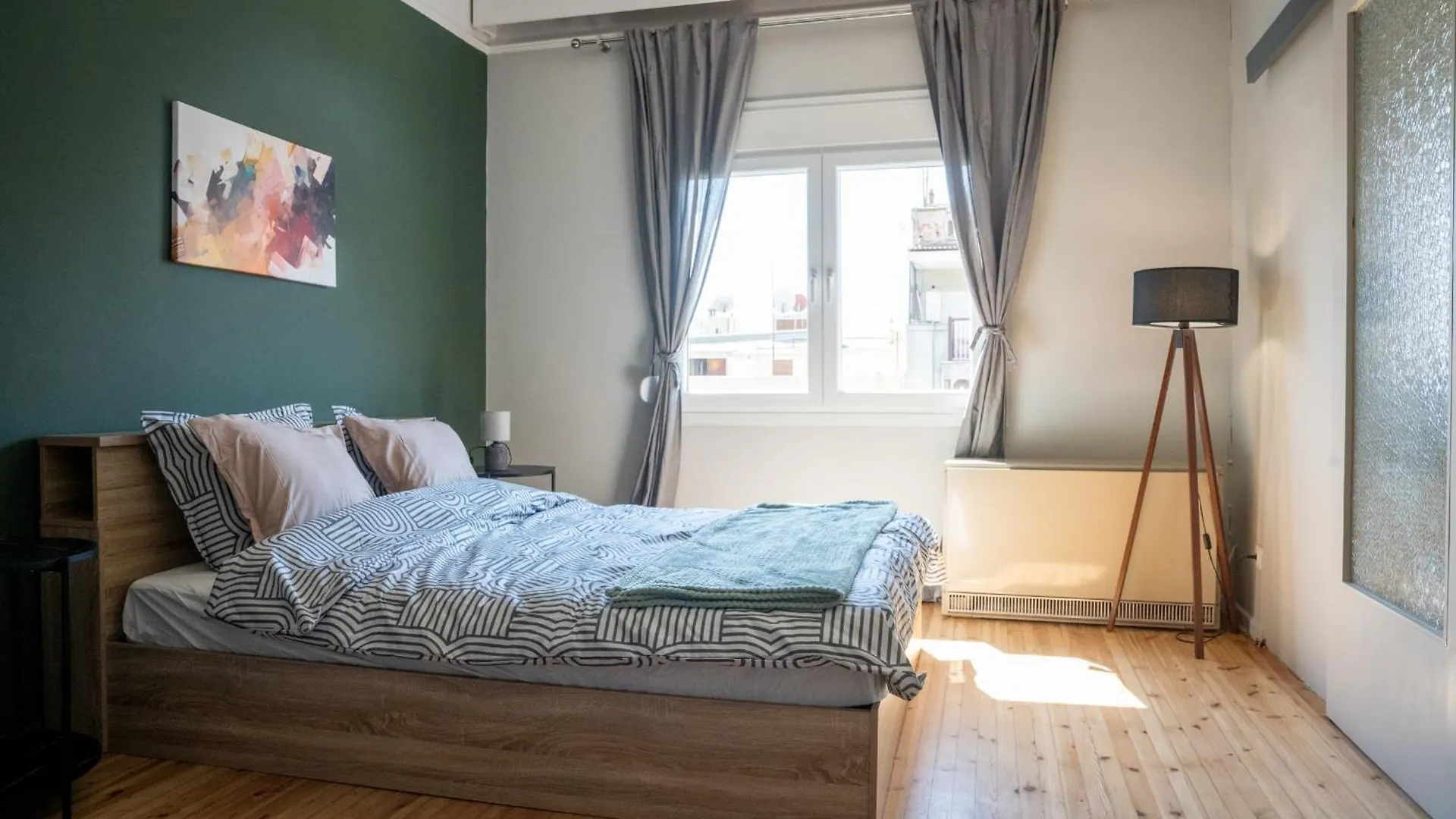 Thessaloniki Boutique 3Bd Apt 0*,